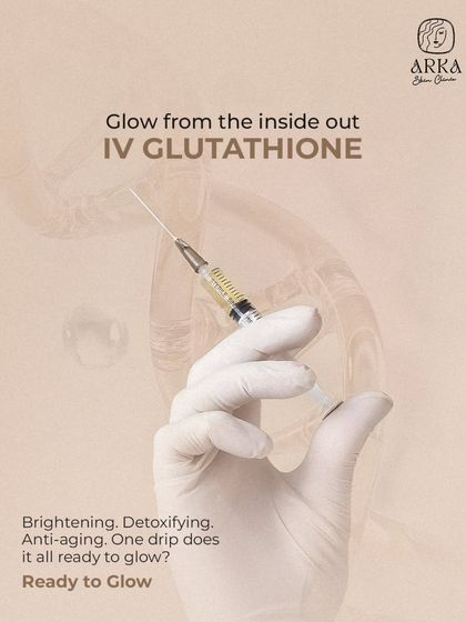This image shows the preparation of our IV Glutathione drip. We ensure every treatment is administered with the highest standards of safety and hygiene, so you can relax and enjoy your journey to brighter skin.