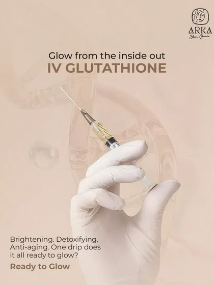 This image shows the preparation of our IV Glutathione drip. We ensure every treatment is administered with the highest standards of safety and hygiene, so you can relax and enjoy your journey to brighter skin.