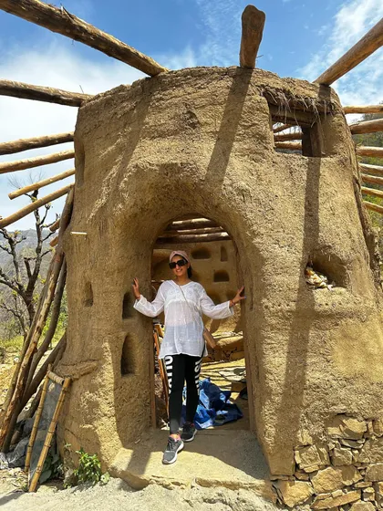 Exploring the unique and earthy architecture at the Phool Chatti Ashram in Rishikesh. There is so much history and spirit in these places.