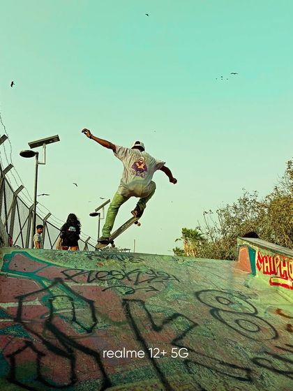 Cinematic & Moody Portraits photo 17