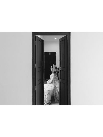 Portraits of the Soul: Bridal & Groom photo 48