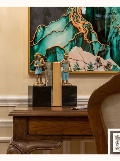 Country Villa Decor - Vintage & Classic Furniture Sculptures & Figurines photo 18