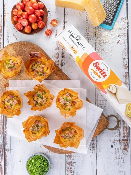 This is a classic flatlay for a packaged food brand. It’s clean, bright, and shows the product in an appealing, ready to use context. This style is perfect for website banners, social media, and recipe content that inspires customers to cook with your product.