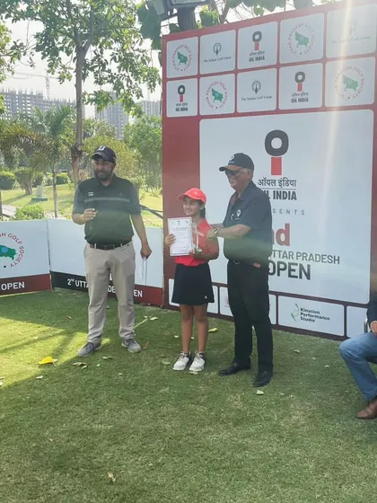 Receiving her trophy, Aaradhya's consistent performance is a direct result of her hard work.
