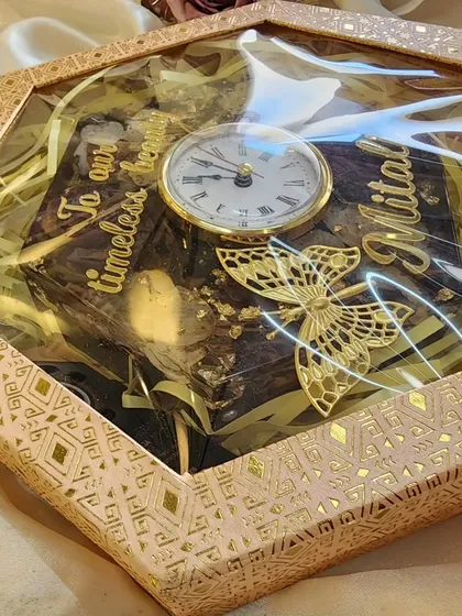All packed up in a beautiful gift box, this personalized table clock is ready to make someone very happy. It's the perfect gift for any occasion.