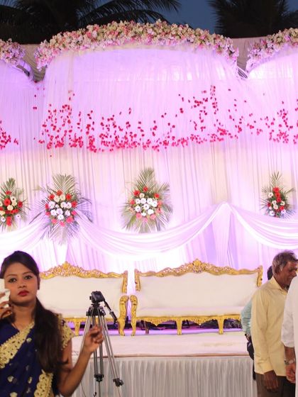 Grand Entrances & Dreamy Decor photo 53