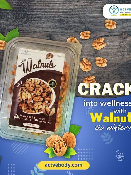 Crack into wellness with walnuts this winter. This image of our Chile Royal Walnuts highlights them as a winter superfood packed with Omega-3s and antioxidants to boost immunity and fight fatigue.