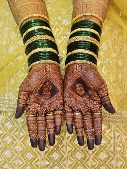 The Art of Henna: Process & Stain photo 18