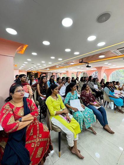 Asmitha Makeover Artistry - Professional Beauty Artist Courses Advanced Bridal Hairstyling photo 24