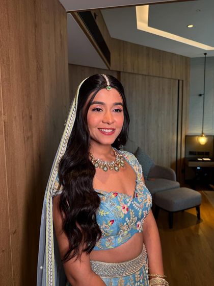 Flowing Waves & Curls photo 37