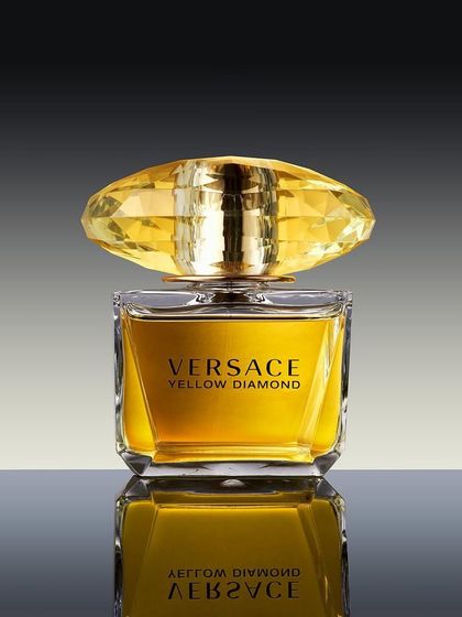 Sculpting with Light: Beauty & Fragrance photo 3