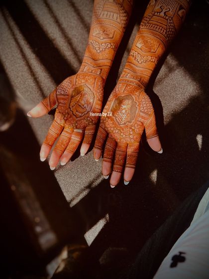 Intricate Traditional Bridal photo 31