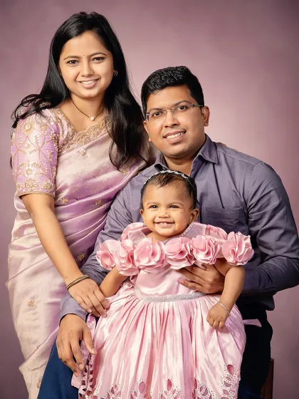 A timeless family portrait is more than a photograph; it's a piece of your history. I focus on creating classic, beautifully lit images that you will proudly display for generations.