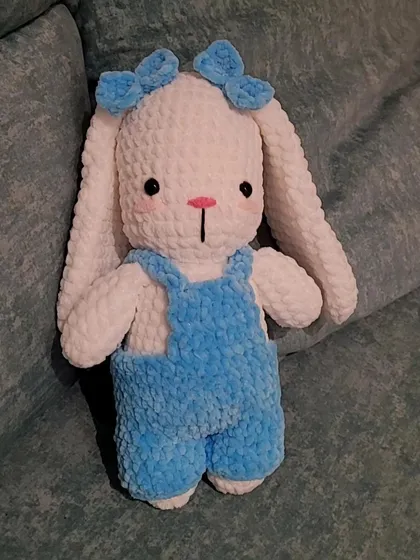A full-body shot of the finished Fluffy the bunny. Creating detailed custom gifts like this one, especially while balancing my 9-5 job, takes time but is so rewarding.