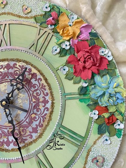 Jashn-e-Kala by Sakshi - Custom Russian Sculpture Decor Custom Wall Clocks photo 15