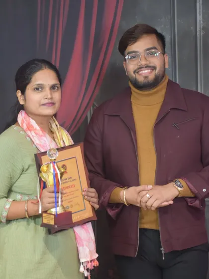 Handing over the certificate of completion to a student from my November batch. Her hard work paid off, and she is now a certified makeup artist.