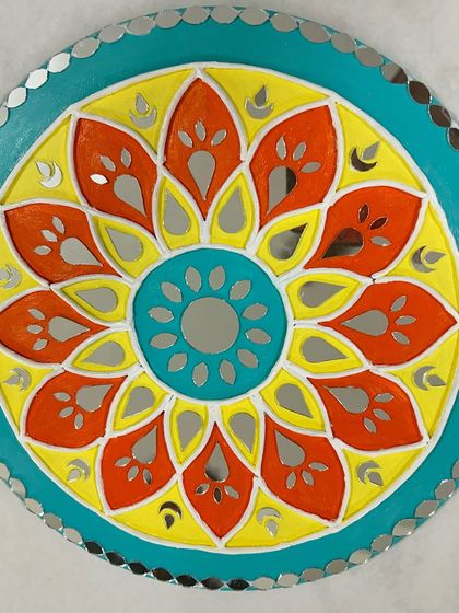 Paint Cafe Studio - Custom Handmade Crafts Traditional Indian Crafts: Lippan & Mirror Art photo 8