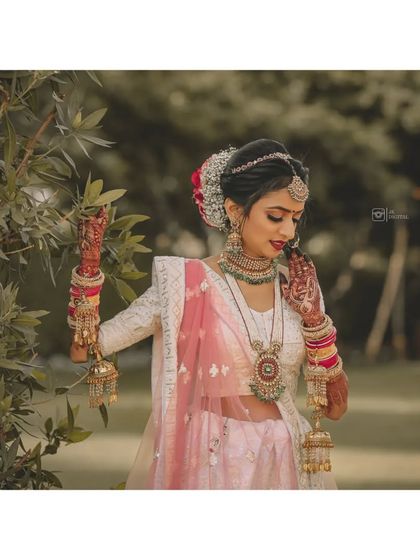 The Beautiful Bride photo 6