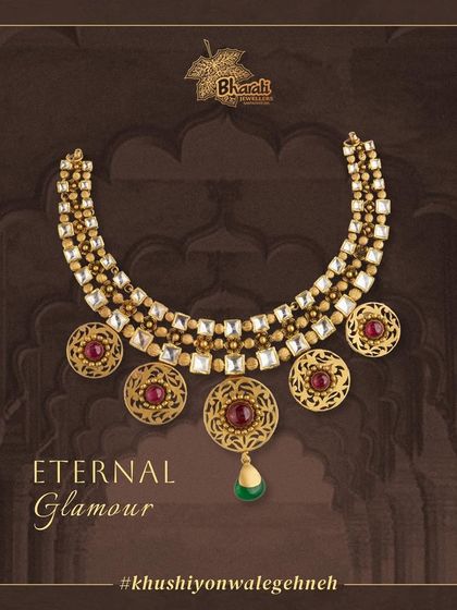 Adorn yourself with eternal glamour. This luxurious necklace features captivating pearls, diamonds, and Kundan, enhanced by the stunning craftsmanship of Meenakari and a lustrous Moti stone.