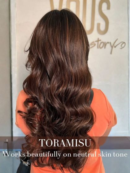 This is our Toramisu shade, a beautiful and versatile color that works wonderfully on neutral skin tones. It's a balanced brunette with soft, warm undertones that create a healthy, natural-looking glow.