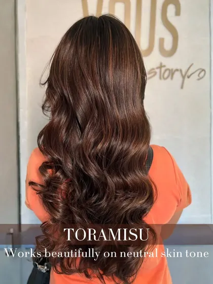This is our Toramisu shade, a beautiful and versatile color that works wonderfully on neutral skin tones. It's a balanced brunette with soft, warm undertones that create a healthy, natural-looking glow.