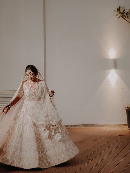 Solo Portraits: The Bride & Groom photo 34