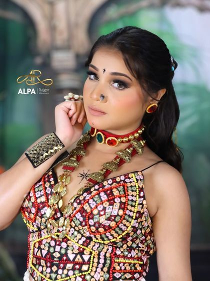 Festive & Navratri Looks photo 10