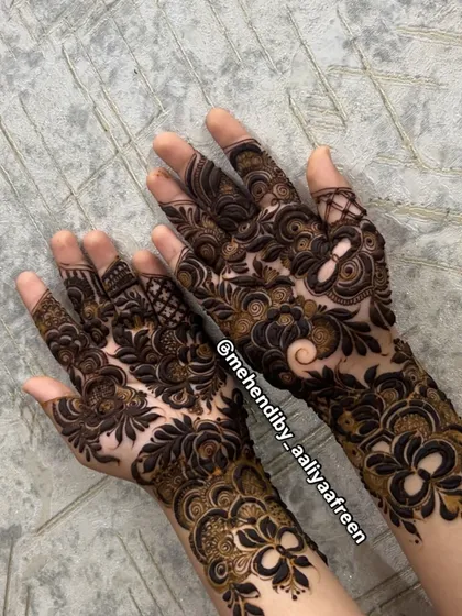 A close-up of a heavy floral design, showing the contrast and detail that makes it stand out.
