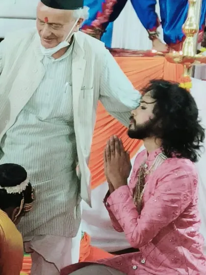 Seeking blessings from Governor Shri Bhagat Singh Koshiyari after my stage performance. It's the blessings of elders and gurus that give me strength.