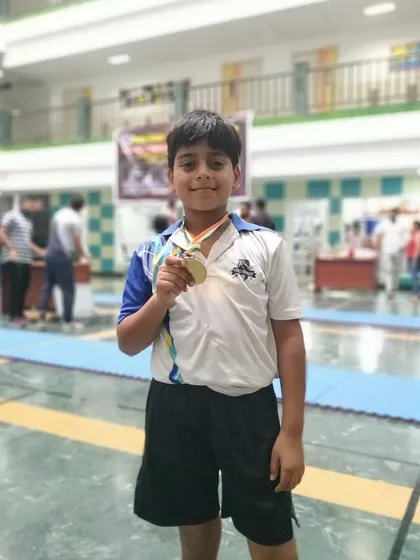 Another one of our gold medal winners from the U-12 Sabre event at the Delhi State Championship. We provide specialized training across all three fencing weapons: Foil, Sabre, and Epee.