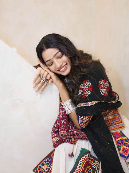 Radiant Festive Looks photo 9