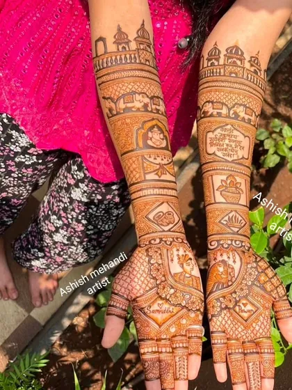 Another view of the full story mehandi, showing how all the personal elements come together in a cohesive design.