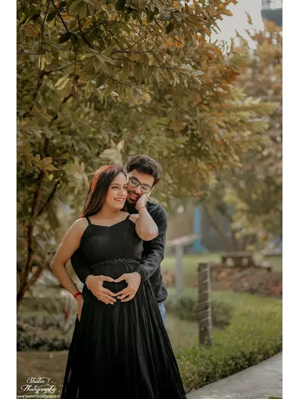 A simple, heartfelt pose that says it all. I guide couples into natural interactions like this to capture the genuine love and excitement for the little one on the way.
