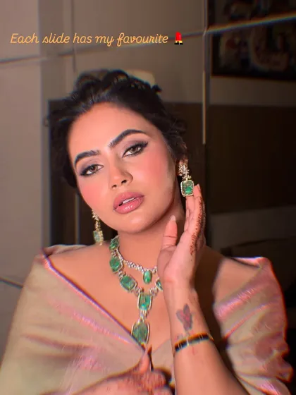 This sultry, glamorous look is one of my favorites. It’s all about creating a captivating and confident vibe.