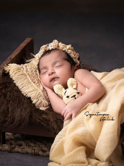 A duplicate of image 147, highlighting the serene and classic beauty of the pose.