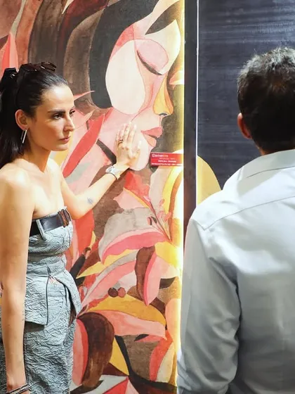 Adding star power to elegance. We were delighted to have the stunning Mandana Karimi visit our booth at the Ajio Luxe Weekend to explore the beauty of our luxurious wallpapers and fabrics.