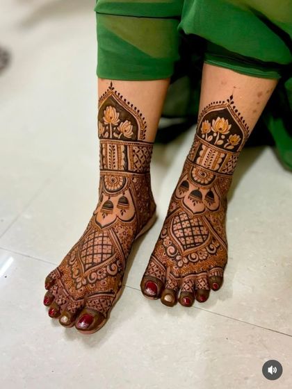 Kanha Mehandi - Bridal Mehndi Elegant Feet Designs photo 3