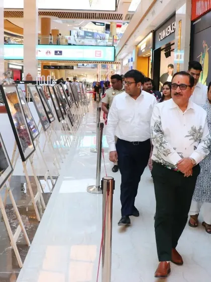 Our chief guests taking a tour of the "Anant Ki Aur" art exhibition, viewing the incredible artworks created by our students.