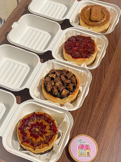 My bento baked cheesecakes are perfect for when you can't decide on just one flavor. This assortment includes Biscoff, strawberry, Kinder Bueno, and peanut butter jelly.