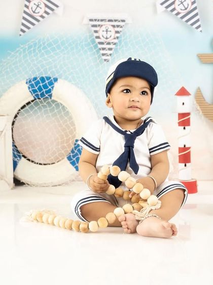 Creative & Themed Baby Shoots photo 17