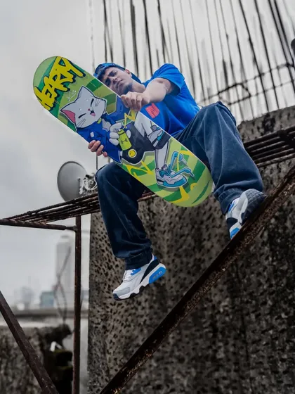 An action shot from the Hearty Skateboards photoshoot. The urban rooftop setting was the perfect backdrop for this graffiti-inspired deck.