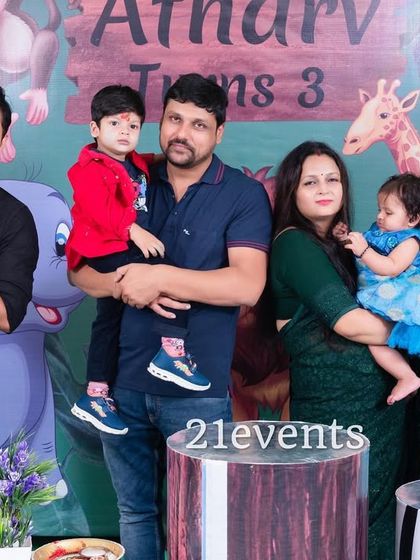 More happy moments from a jungle-themed 3rd birthday party.