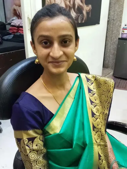 The beautiful, natural starting point for a South Indian bridal look.