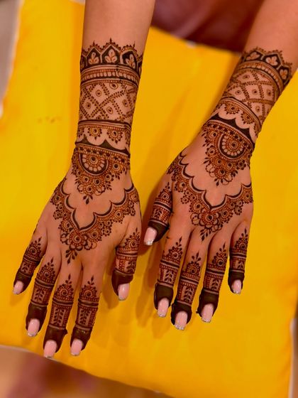 Mitali - Mehendi for Special Occasions Engagement & Pre-Wedding Celebrations photo 31