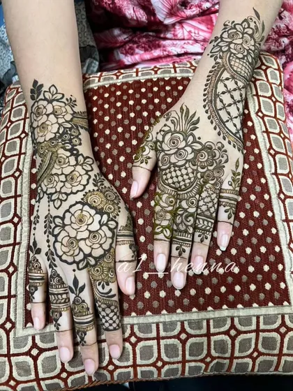 An elegant floral design with a mix of bold and fine lines. This showcases the versatility of my organic henna cones for creating different textures and styles.