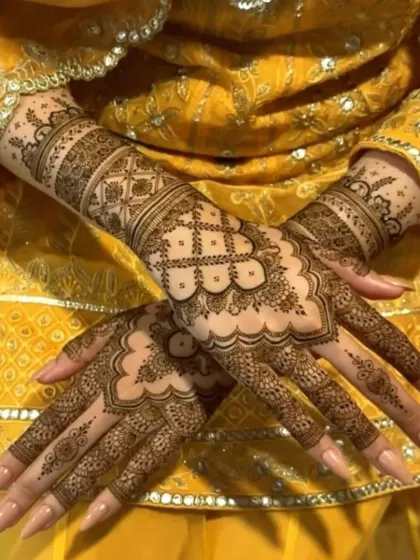 Bridal & Wedding Mehndi photo 3