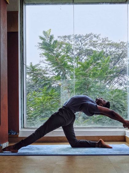 Rakshith Setty - Multi-Style Yoga Instruction My Personal Practice: Asanas & Insights photo 29