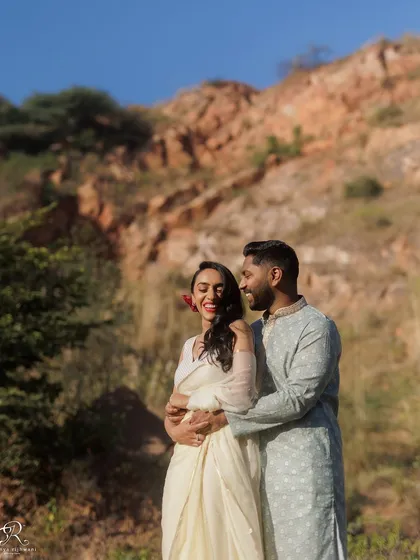 An engagement session is the perfect way for us to get to know each other and for you to get comfortable in front of the camera. This gentle, sun-kissed moment was captured during a quiet afternoon in Delhi.