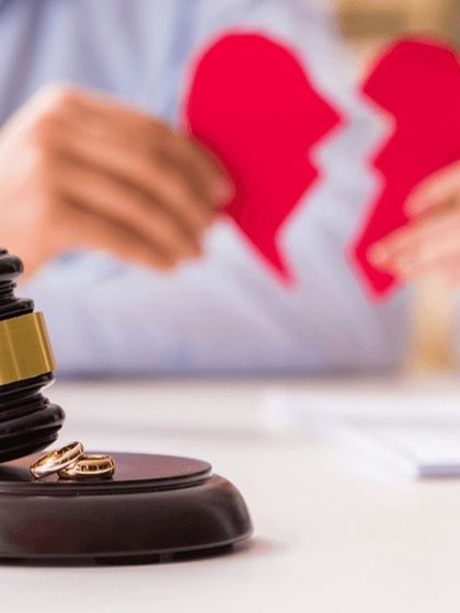 This image shows the finality of a divorce with wedding rings and a gavel. When you decide to stand up for your rights, I am the divorce lawyer in Delhi who will stand with you.