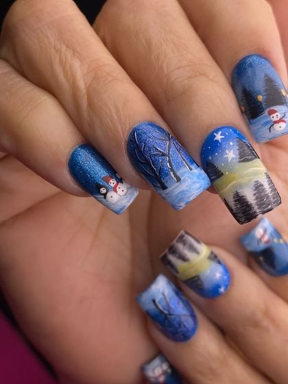 Artistic & Themed Nail Art photo 7